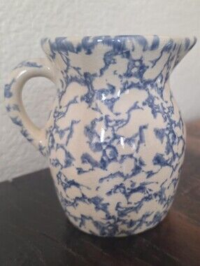 Robinson Ransbottom Stoneware Blue And Cream 1 Pint Pitcher